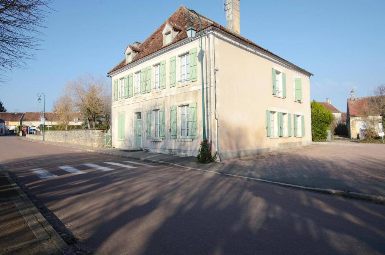 Gite Communal 150 Sainpuits Dış mekan fotoğraf